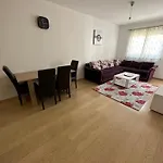 Kvart Thousand Roses Apartament Podgorica