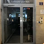 Kvart Thousand Roses *