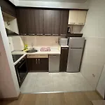 Kvart Thousand Roses Podgorica