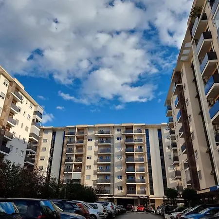 Apartment Thousand Roses *
